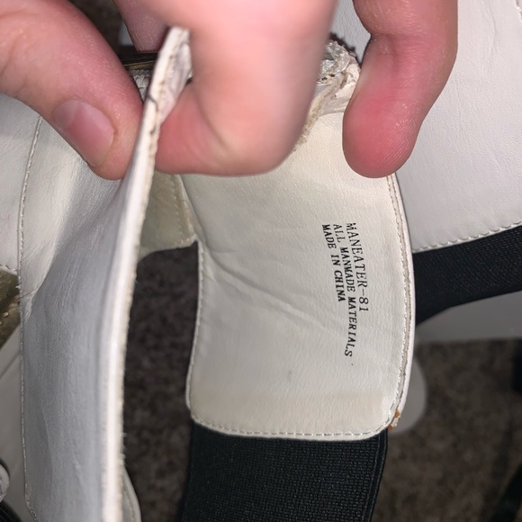 Rouge8&1/2 high heals black&white with zipper back - Picture 7 of 8